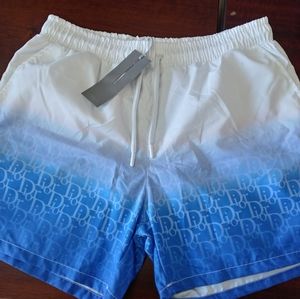 SOLD OUT🎉🎉🎉Mens Christian Dior Shorts Size M